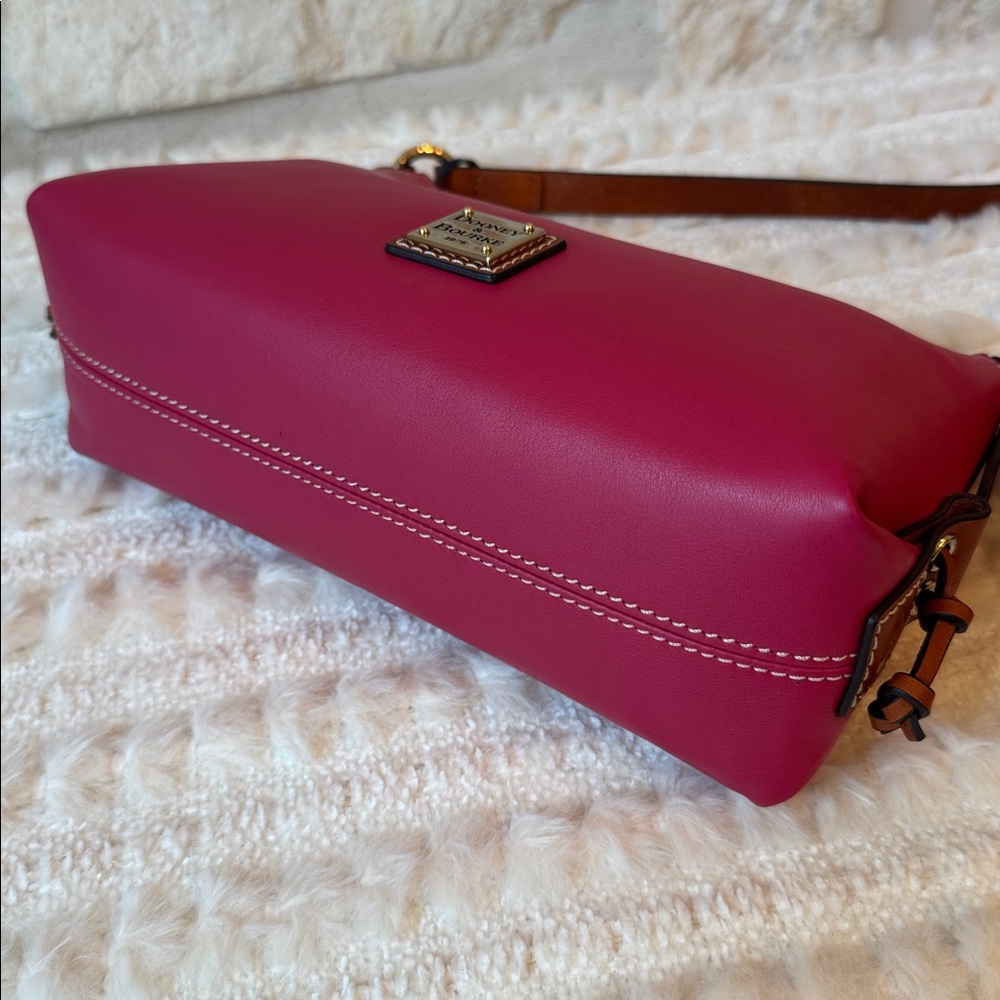 Dooney & Bourke Fuchsia Crossbody Bag - Picture 4 of 11